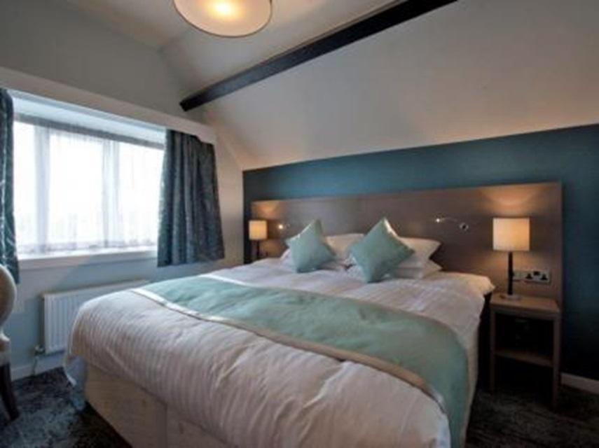 The Portland Hotel Wetherspoon Честерфилд Экстерьер фото
